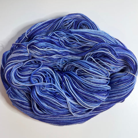 Hydrangea Haze Self Striping - Yarn - Kaleidotoes